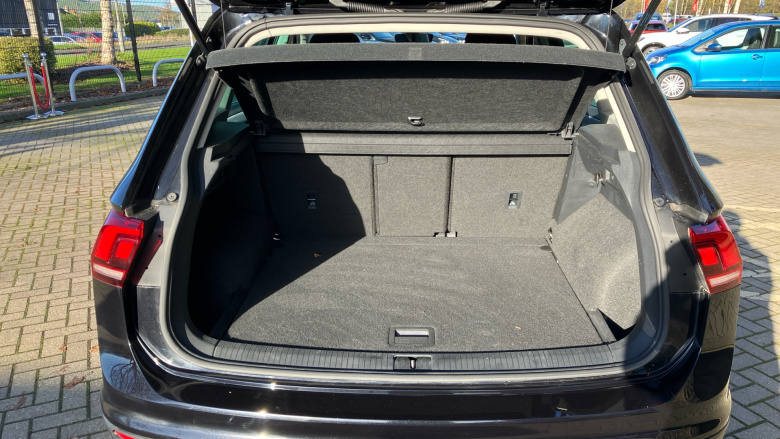 Volkswagen Tiguan 1.5 TSi EVO 150 Match 5dr DSG Petrol Estate